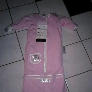 Pink Puck-a-Baby The Bag 4 Seasons NWT with flaws